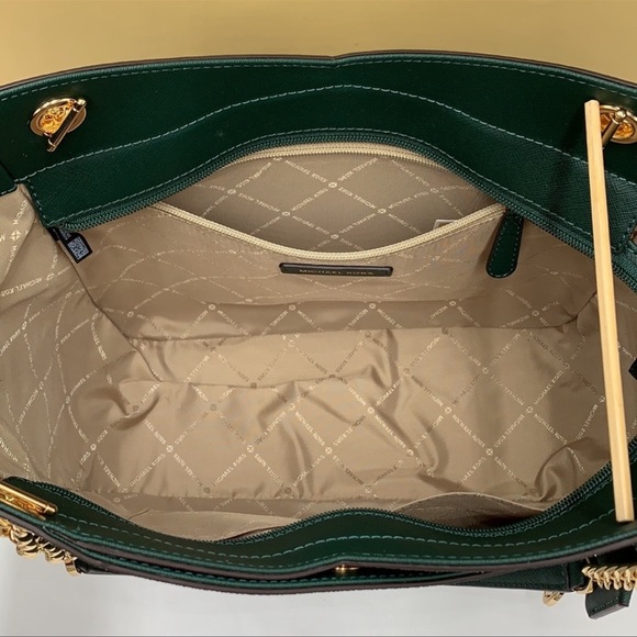 MICHAEL KORS LARGE X CHAIN SHOULDER TOTE & LG FLAT MULTIFUNCTIONAL PHONE CASE - Picture 16 of 16